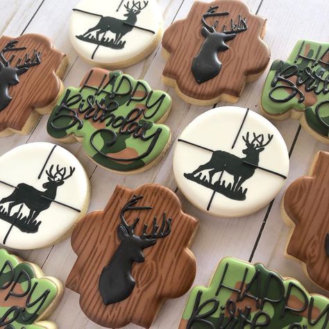 Whitney Overstreet on Instagram: “Getting back to cookies after the holidays. I love these new themes I�’m getting! #huntingcookies #camoflaugecookies” Camo Cookies, Hunting Birthday Party Decorations, Archery Birthday, Hunting Baby Shower Theme, Sweet Baby Shower Ideas, First Birthday Cookies, Hunting Theme, Hunting Birthday, Hunting Party