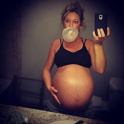 Chloe Johnson, Big Pregnant, Prego Outfits, Lady In Waiting, Big Belly, Pregnancy Test, Pregnant Belly, Feeling Sick, Maternity Photography