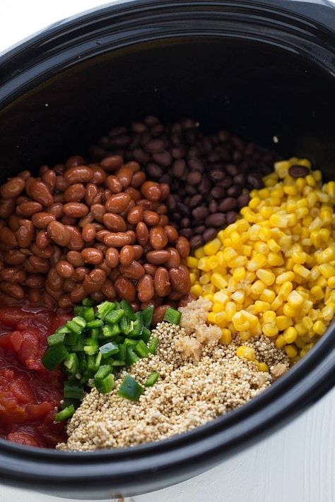 Crockpot Quinoa, Southwestern Quinoa, Vegan Crockpot, Dump Dinners, Vegetarian Crockpot, Vegan Meal Prep, Healthy Crockpot, Crockpot Recipes Slow Cooker, Frozen Corn