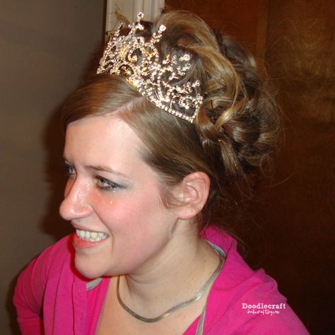 How to Wear a Tiara or Crown! How To Secure A Crown On Your Head, How To Wear A Crown, How To Make Tiara, Pageant Crowns, Crystal Tiara, Crystal Tiaras, Crown Hairstyles, Large Crystals, How To Look Classy