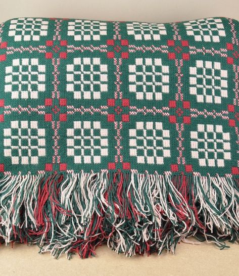 Pennsylvania pattern Welsh throws & blankets Welsh Blanket, Tapestry Blanket, Blanket Patterns, Knitting Charts, Weaving Patterns, Blanket Designs, Throw Quilt, Blanket Pattern, Deep Green