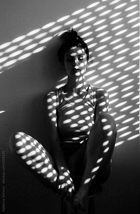 Portrait of beautiful woman with light on her skin by Katarina Simovic Photoshoot Shadows Lighting, Interesting Black And White Photography, Portrait With Shadows, Powerful Woman Photo, Photography With Light, Self Portrait Inspiration, Artistic Photography Female, Gobo Lighting Photography, Shadow And Light Photography