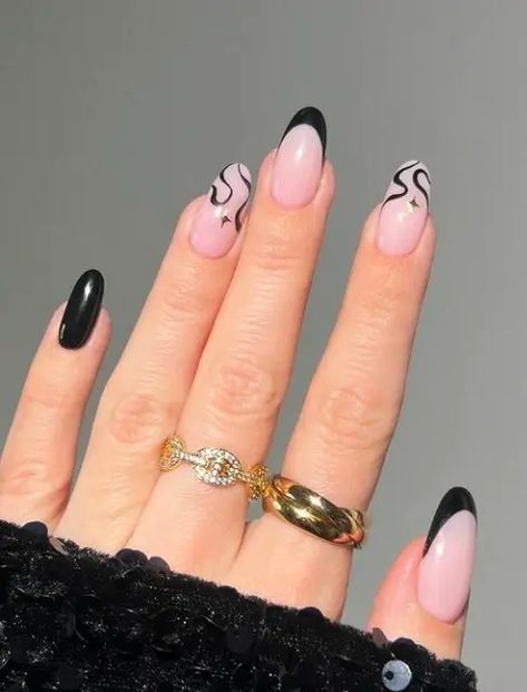 41 Insanely Trendy January Nails Ideas To Kickstart Your Year January Nails Ideas, January Nail, January Nail Designs, New Years Eve Nails, January Nails, Fingernail Designs, White Glitter Nails, Polished Hair, Nails Winter