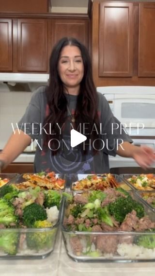 Leslie Stokes on Instagram: "@leslie_stokes_ Meal Prep in One Hour   You can grab both of these recipe and over 60 more + the macros in my cookbook available on Amazon.   Comment MEAL PREP and I’ll send you the link!  #mealprep #mealprepideas #mealpreprecipes #mealprepsunday" Leslie Stokes, Chickpea Salad Recipes, Snack Lunch, Sunday Meal Prep, Chickpea Salad, Meal Prep For The Week, Meal Prep Ideas, Meals For The Week, Over 60