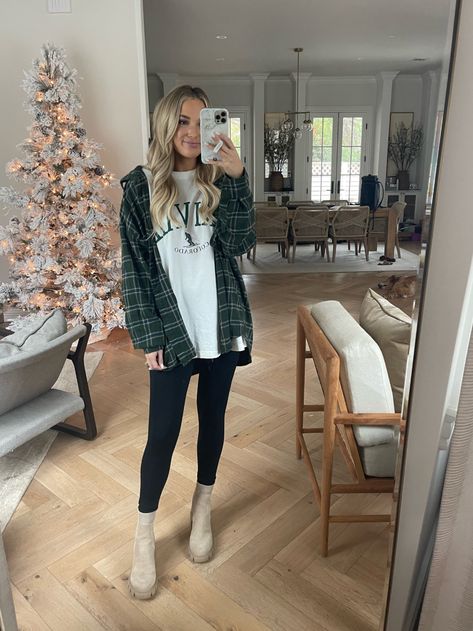 Flannel Outfits Fall, Leggings Outfits, Flannel Outfits, Cute Comfy Outfits, Athleisure Outfits, Casual Winter Outfits, Outfit Inspo Fall, Fall Fashion Outfits, Mom Outfits