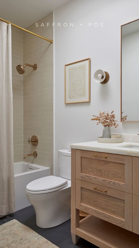 The Guest Bathroom⌇Small but mighty was our goal when it came to this client's powder room and guest bath, making sure that each one of these spaces had their own moment in this larger scope renovation. For the Guest Bath, we leaned into earthy, neutral colors and materials - with a custom white oak vanity, onyx countertop, Heath Ceramics shower tile, Clé Tile slate flooring, and an extra, 𝒆𝒙𝒕𝒓𝒂 long linen shower curtain. Neutral Guest Bathroom, Guest Bathroom Inspiration, Bathroom Palette, Bathroom Timeless, Neutral Bathrooms Designs, Bathroom Neutral, Brass Bathroom Fixtures, Timeless Bathroom Design, Tranquil Bathroom