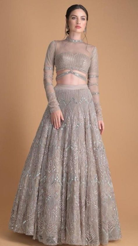 Champagne Lehenga, Bridal Embroidery, Bridal Wardrobe, Simple Lehenga, Indian Outfits Lehenga, Wedding Lehenga Designs, Kalki Fashion, Lehnga Dress, Indian Bride Outfits