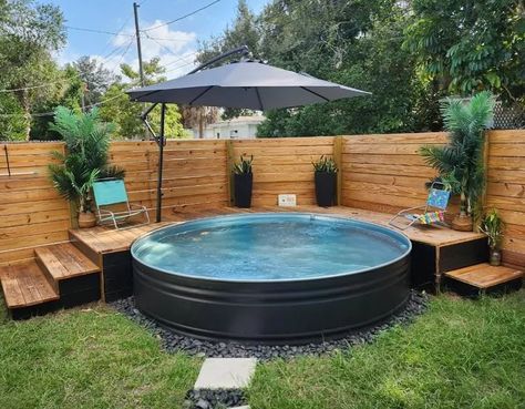 23 Affordable Small Pool Ideas That Won't Break Your Budget Galvanized Stock Tank, Cowboy Pool, Stock Pools, Stock Tank Pool Diy, Pool Diy, Semi Inground Pools, Above Ground Pools, Above Ground Pool Ideas, Ground Pool Ideas