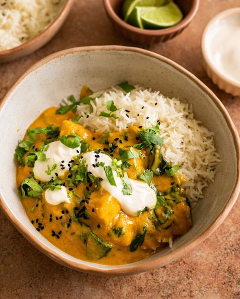 In the new "All About the Veg", Seiran Sinjari shares her recipe for a creamy vegan mango curry. Get the full recipe here. #bestofvegan #allabouttheveg#bestofveganfood#legallyplantbased#vegancurry#vegantofurecipe#tofurecipe#vegancurryrecipe#pocvegan#veganmangorecipe#mangorecipe#savorymangorecupe#veganmangocurry#vegantofucurry Vegan Mains Recipes, Vegan Mango Curry, Creamy Meals, Mango Recipes For Dinner, Mango Tofu, Tofu Curry, Mango Curry, Vegan Summer Recipes, Vegan Curry