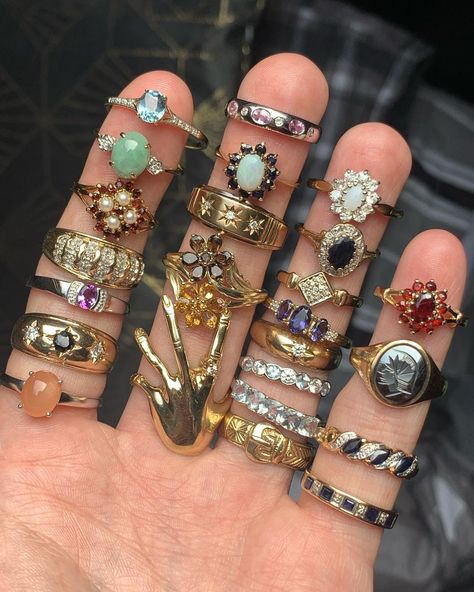 Daniel T on Instagram: “Lots of new pieces arriving! Swipe to see more! Keep an eye on our upcoming Instagram drops! #jewellery #jewelry #9ct #9ctgold #9k #gold…” Lots Of Rings, Unique Jewelry Vintage, Diy Jewelry Rings, Whimsical Accessories, Gold Girl, Chic Earrings, Dope Jewelry, Unusual Jewelry, Classy Jewelry