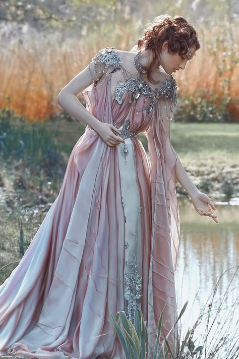 Fest Outfits, 파티 드레스, Fantasy Dresses, Fantasy Gowns, Couture Designers, Fairytale Dress, Fantasy Dress, Fairy Dress, Fantasy Clothing