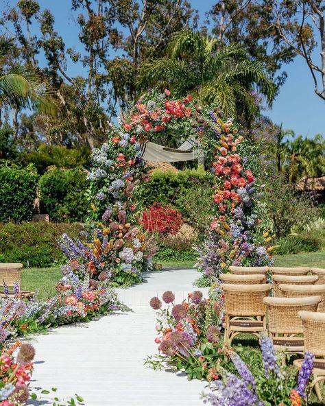 DESIGNS • Instagram Whimsical Garden Party, Terranea Resort Wedding, Tuscany Italy Wedding, Modern Wedding Theme, Wildflower Wedding Theme, Forest Theme Wedding, Garden Wedding Reception, Wedding Ceremony Backdrop, Wedding Venue Decorations