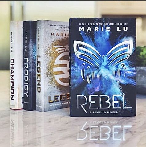 Marie Lu Legend, Legend Book Series, Marie Lu Books, Dystopian Literature, Legend Series, Marie Lu, Unread Books, Holy Cow, October 1