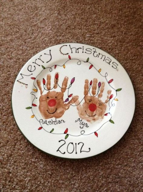 60+ Easy DIY Christmas Plates for Kids to Make in 2022 | HubPages Diy Christmas Plate, Christmas Footprint, Baby Christmas Crafts, Holidays Crafts, Christmas Pottery, Cookies For Santa Plate, Handprint Christmas, Holiday Plates, Christmas Plate