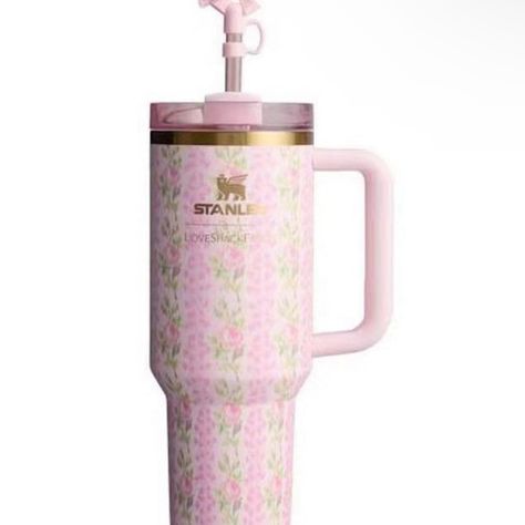 Stanley X Love Shack Fancy 40 oz Quencher Stanley Pink, Trendy Water Bottles, Stanley Cups, Cute Water Bottles, Love Shack Fancy, Vacuum Bottle, Mirrored Wallpaper, Thermos Bottle, Coffee And Tea Accessories