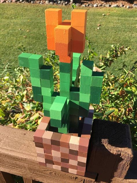 Minecraft Cornflower, Minecraft Tulip, How To Plant Flowers, Diy Minecraft Decorations, Minecraft Diy Crafts, Minecraft Room Decor, Minecraft Halloween, Minecraft Blocks, Diy Minecraft