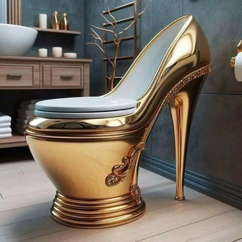 Unusual Toilets, Crazy Bathrooms, Creative Bathroom Design, Luxury Toilet, Weird Furniture, Bathroom Addition, Functional Bathroom, Toilet Art, Unusual Furniture