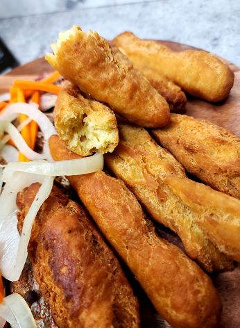 Quick and Easy Jamaican Festival Recipe 🇯🇲 Festival Recipe Jamaican, Jamaican Festival Recipe, Deep Fried Bread, Jamaican Festival, Nigerian Meat Pie, Festival Recipe, Fried Bread, Jamaican Dishes, Fried Dumplings