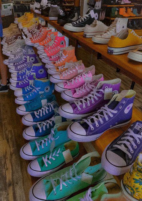 Colorful Converse, Neon Converse, Converse Rainbow, All Star Cano Alto, Rainbow Converse, Converse Collection, Cute Converse Shoes, Converse Aesthetic, Cute Converse