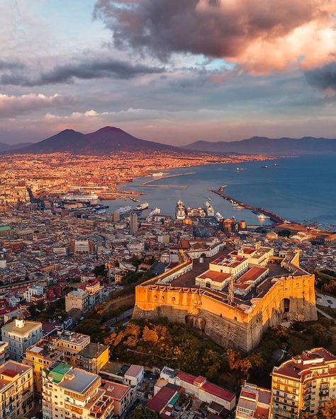 Vision Board2023, Naples Aesthetic, Napoli Photography, Napoli Italy, Ssc Napoli, Italy Aesthetic, Naples Italy, Most Beautiful Places, Palermo