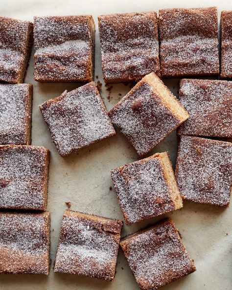 Apple Cider Doughnut Blondies Recipe | Kitchn Office Baking Ideas, Fall Desserts Dairy Free, Goldenberry Recipes, Jonagold Apple Recipes, Apple Butter Dessert Recipes, Fall Baking Ideas Desserts, Tasty Treats, Fall Bars Desserts, Quick Baking Recipes