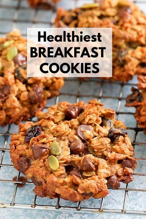 Oatmeal Breakfast cookies is a healthy breakfast on the go idea! These vegan cookies are made using nutritious ingredients and have a hearty and chewy texture with crispy edges. They are one of the best kid friendly breakfast ideas! Whole Grain Breakfast Cookies, Healthy Fiber Breakfast Cookies, Nut Free Breakfast Cookies, Best Breakfast Cookies Healthy, Breakfast Cookies Peanut Butter, Breakfast Oatmeal Cookies Healthy, Protein Oatmeal Breakfast Cookies, Breakfast Healthy Cookies, Vegan Breakfast Bars Healthy