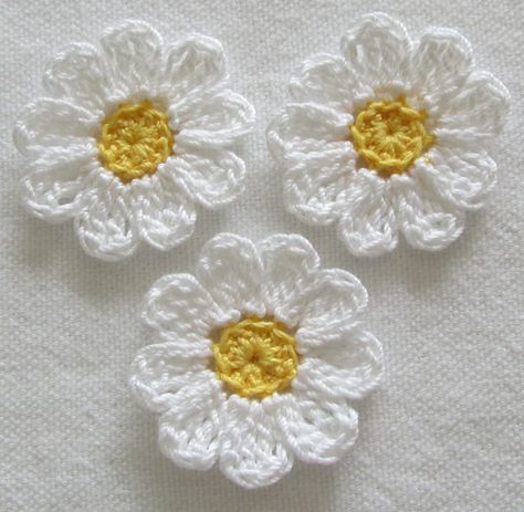 Reserved for Sabrina  Small Crochet Flowers White Yellow Small Crochet Flowers, Cotton Thread Crochet, Crochet Mask, Confection Au Crochet, Crochet Flowers Free Pattern, Small Crochet, Cat Cross Stitch Pattern, Crochet Leaves, Crochet Daisy