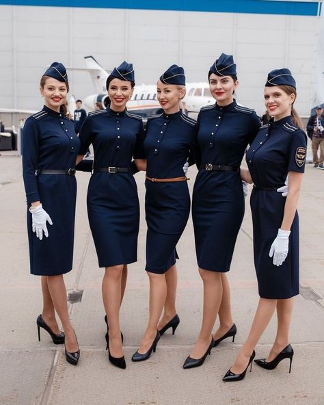 Air Hostess Dress, Become A Pilot, Air Hostess Uniform, Airline Attendant, Boring Job, Stewardess Uniform, Secretary Outfits, Airline Uniforms, Flight Attendant Fashion