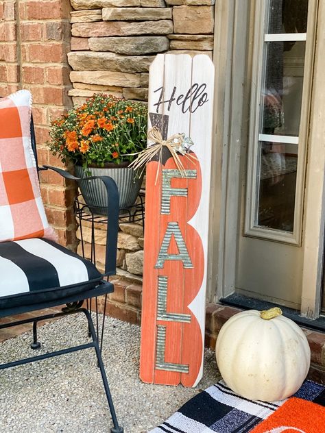 Diy Fall Wood Signs Front Porch, Signs For Fall Decor, Diy Fall Front Porch Sign, Autumn Porch Signs Diy, Fall Signs Outdoor, Diy Porch Signs Fall, Porch Boards Signs Diy Fall, Front Porch Wooden Signs, Fall Porch Boards Signs