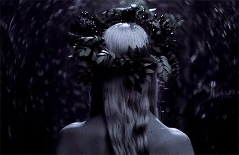 Anya Taylor-Joy as Olga in The Northman (2022) Witch Gif, Anya Joy, The Northman, Targaryen Aesthetic, Queen Aesthetic, A Discovery Of Witches, Magic Aesthetic, Season Of The Witch, Anya Taylor Joy