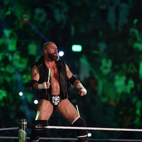 What If Triple H Loses to Batista at WWE WrestleMania 2019? #WWE Triple H Wwe, Mcmahon Family, Wwe Triple H, Male Wrestling, Randy Orton Wwe, Wwe Wrestlemania, Bald With Beard, Wwe Tna, Stephanie Mcmahon