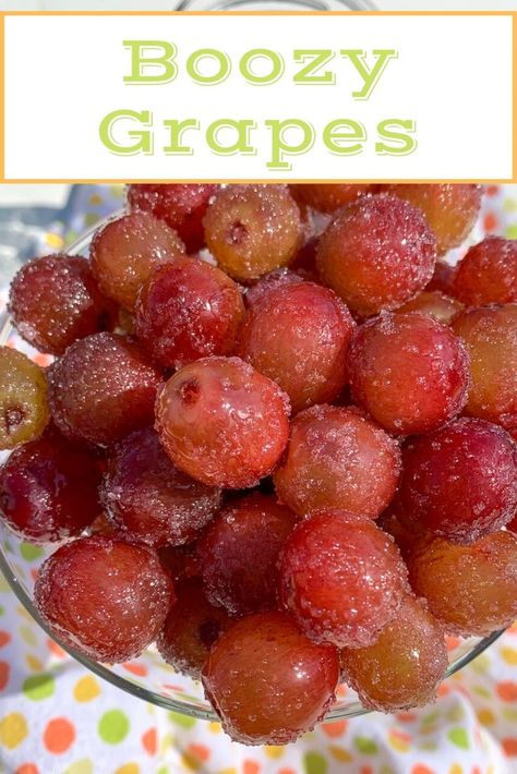 Drinking Party Snacks, Drinking Snacks Parties, Fun Snack Ideas For Adults, Desserts For Bunco Night, How To Serve Grapes At A Party, Fun Party Food For Adults, Easy Sweets For Party, Easy Party Snacks For Adults, Summer Party Snacks Appetizers