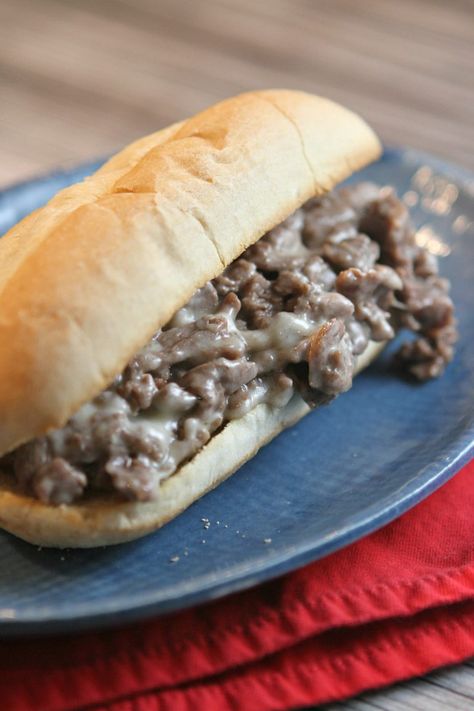 Philly Cheese Steak Sandwiches recipe from RecipeGirl.com #philly #cheese #steak #cheesesteak #sandwiches #recipe #RecipeGirl Cheese Steak Quesadillas, Philly Cheese Steak Sandwich Recipe, Cheese Steak Sandwich Recipe, Steak And Cheese Sub, Best Philly Cheesesteak, Philly Cheese Steak Sandwich, Steak Sandwich Recipes, Philly Cheese Steak Recipe, Steak Sandwiches