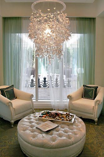 Reception area // Nice Conversation area with a beautiful chandelier.                                                                                                                                                                                 More Spa Design Interior, Esthetician Room, Spa Rooms, Spa Interior, Salon Suites, Beauty Salon Decor, Spa Decor, Spa Room, Salon Interior Design