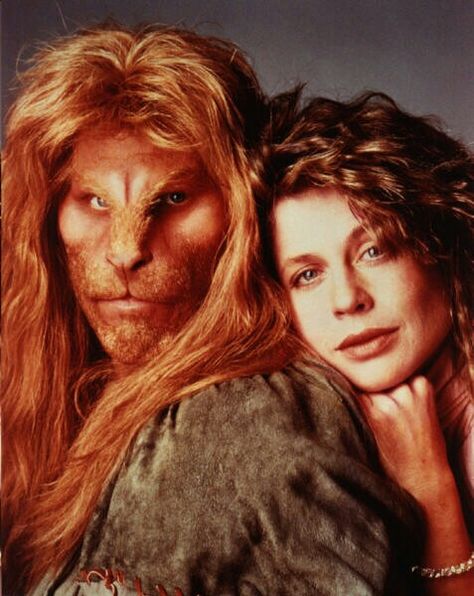 Catherine Chandler, Linda Hamilton, Vincent And Catherine, The Beauty And The Beast, Ron Perlman, Felix The Cats, Actrices Hollywood, Old Tv Shows, Jolie Photo