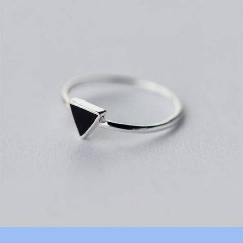 Black Stone Ring Women, Stone Ring Women, Unique Gemstone Engagement Rings, Minimalist Silver Ring, Black Stone Ring, Stackable Rings Silver, Blue Crystal Earrings, Unique Diamond Engagement Rings, Diamond Wedding Rings Sets