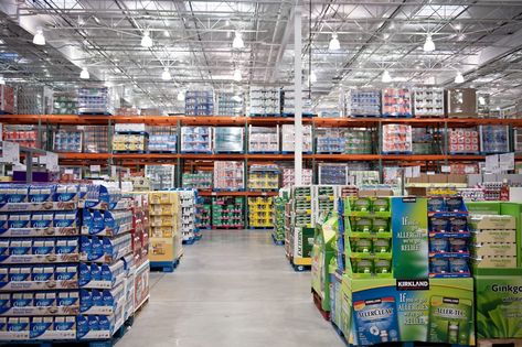 12 Things Costco Employees Won’t Tell You Costco Prices, Costco Deals, Provident Living, Costco Membership, Warehouse Club, Costco Shopping, Money Saving Methods, Budget Ideas, Space Place