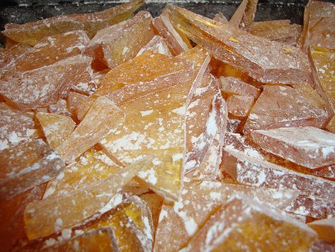 Hard Rock Candy, Cooking Deserts, Rock Candy Recipe, Hard Tack Candy, Hard Tack, Hard Candy Recipes, Christmas Candies, Homemade Candy, Candy Recipe