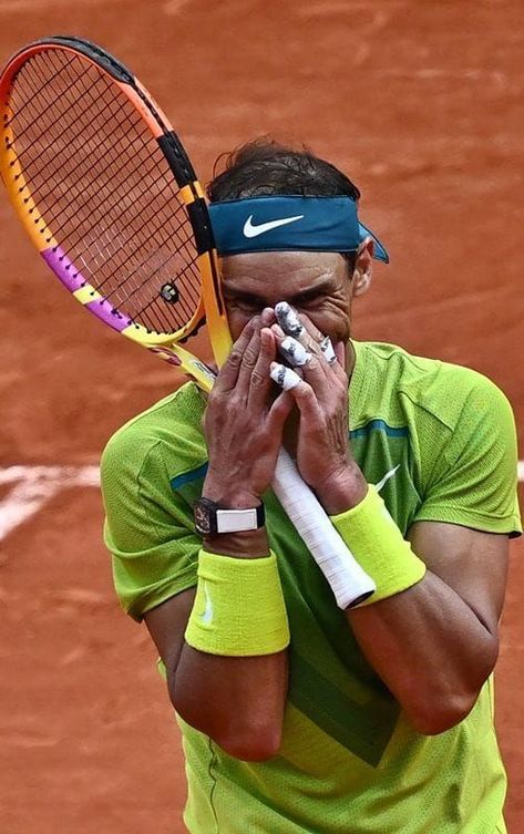 Iconic Tennis Moments, Rafael Nadal Aesthetic, Rafael Nadal Wallpapers, Nadal Wallpaper, Mode Tennis, Tennis Core, Tennis Wallpaper, Nadal Tennis, Male Reference