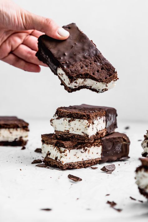 Chocolate Ice Cream Sandwich | Cravings Journal Chocolate Ice Cream Sandwich, Heavenly Dessert Recipe, Vanilla Ice Cream Sandwich, Hazelnut Ice Cream, Ice Cream Menu, Ice Cream Sandwiches Recipe, Ice Cream Photography, Homemade Vanilla Ice Cream, Dessert Photography