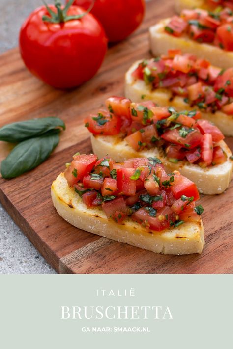 Het authentieke recept voor Italiaanse Bruschetta Bruschetta Recept, Diner Party, Birthday Lunch, Diner Recipes, Dinner Appetizers, Party Food Appetizers, High Tea, Italian Recipes, Food Inspiration