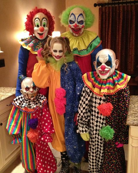 Family Clown Costume Ideas, Scary Circus Family Costume, Family Of Clowns Costume, Scary Clown Family Costumes, Clown Costume Family, Group Clown Costumes, Clown Group Costume, Kids Scary Clown Costume, Clown Family Halloween Costumes