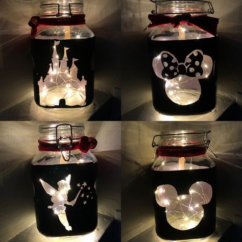 Diy Disney Table Centerpieces, Disney Jars Diy, Disney Mason Jars, Diy Disney Centerpieces, Disney Table Decor, Disney Centerpiece Ideas, Disney Christmas Table Decorations, Disney Homecoming Decorations, Disney Christmas Centerpiece