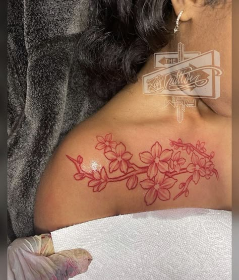 Red Flower Shoulder Tattoo, Hard Tattoos For Women, Red Arm Tattoos For Women, Red Shoulder Tattoo, Red Ink Flower Tattoo, Hand Tattoos For Girls, Cute Hand Tattoos, Pretty Hand Tattoos, Neck Tattoos Women