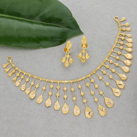 Lightweight Gold Jewellery, Lightweight Gold Necklace, Pure Gold Necklace, Ram Temple, Gold Jewellery Collection, Simple Bridal Jewelry, Unique Gold Jewelry Designs, Bridal Jewelry Sets Brides, Gold Jewels Design