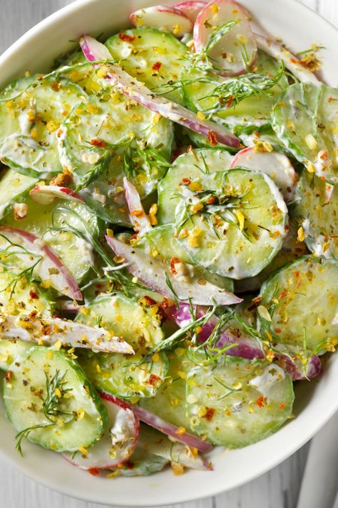 Ina Garten Creamy Cucumber Salad - Ina Garten Eats Solstice Dinner Recipes, Summer Solstice Dinner, Easter Salad Recipes, Easter Salad, Easy Cucumber Salad, Creamy Cucumber Salad, Cucumbers And Onions, Creamy Cucumbers, Cucumber Recipes Salad