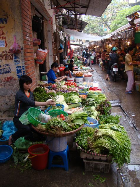 Vietnam Market, Hello Vietnam, Figure Composition, Open Air Market, Chinese Vegetables, Farmers Market Recipes, 00 Gauge, Japan Home, Marine Engineering