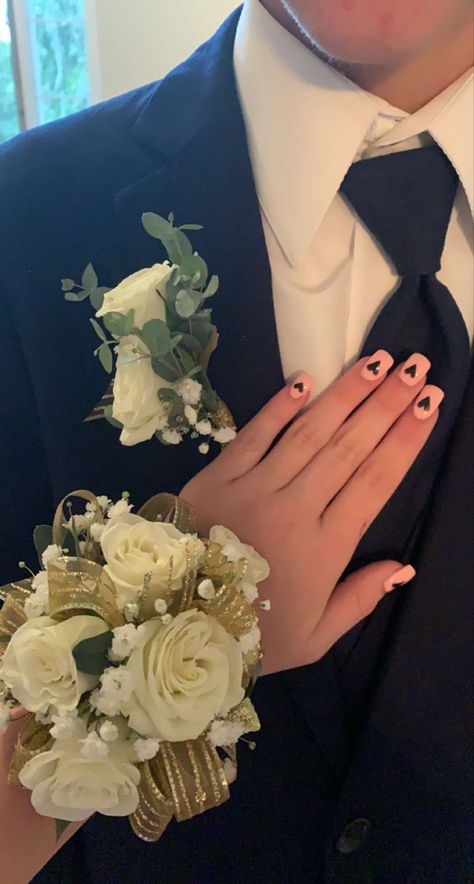 Prom Aesthetic, Couple Prom, Prom Couples, Prom Date, Corsage Prom, Seasonal Nails, Prom Nails, Diy Nails, Crown Jewelry