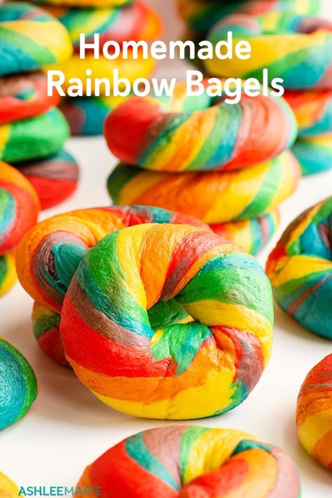 Rainbow Bagel Recipe Bagels Flavors, Home Made Food Recipes, Begal Recipe Ideas, Pride Food Ideas, How To Make Bagels Homemade, Homemade Bagels Healthy, Homemade Bagel Recipe, Bagel Flavor Ideas, Easy Everything Bagel Recipe