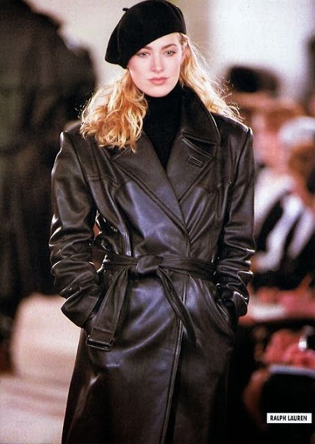 Leather Coat Daydreams 90s Fall Fashion, Trent Coat, Leather Coat Outfit, Elaine Irwin, Fashion Leather Jacket, 90s Runway Fashion, Trench Coat Outfit, Long Leather Coat, Outfit 90s